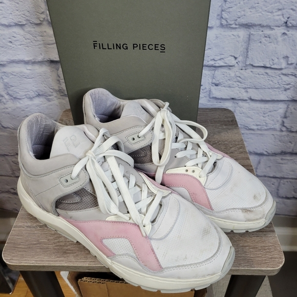 Falling Pieces Low Legacy Arch Runner Foil Size 41 - Picture 2 of 16